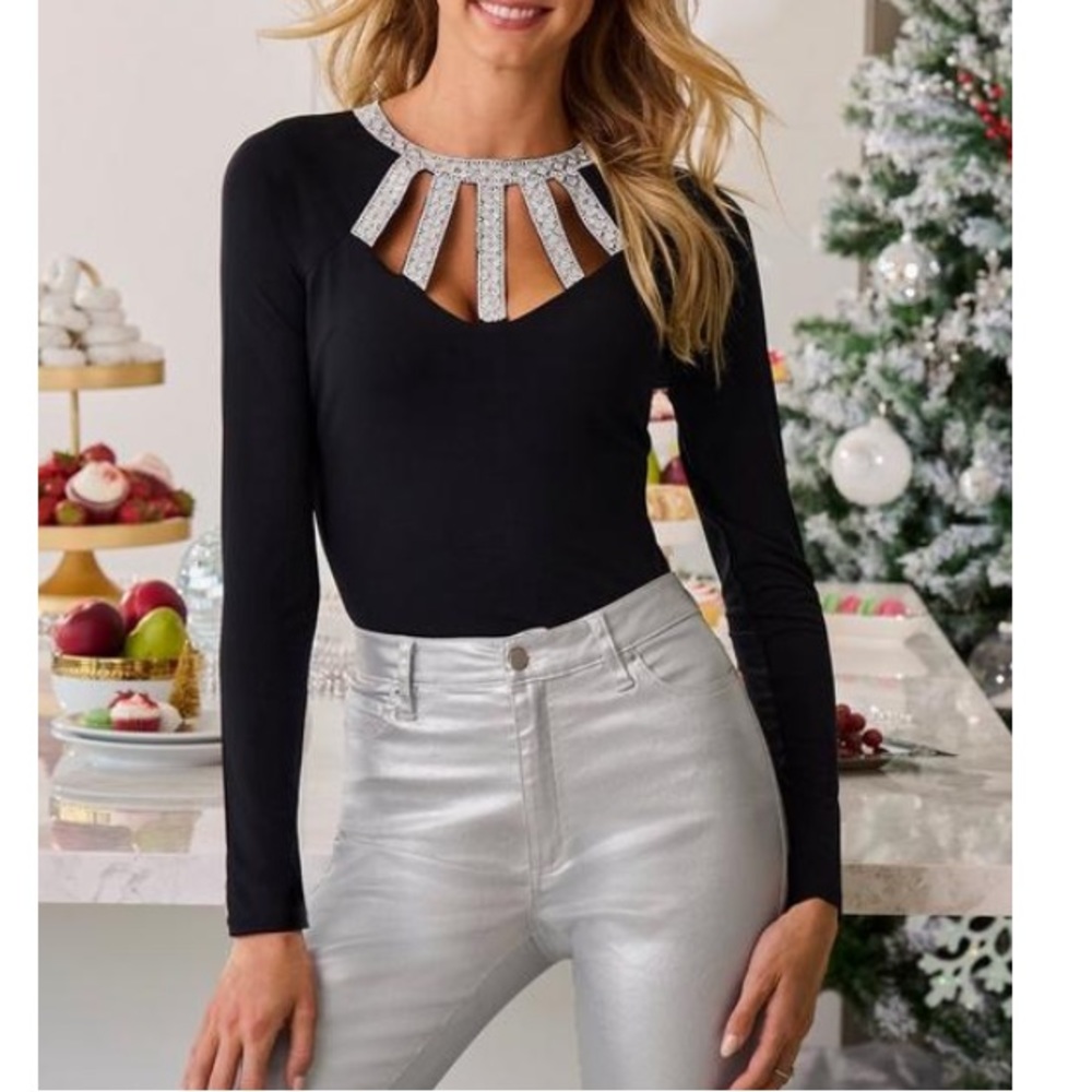 Embellished Trim Strappy Knit Top Jester Black size Large and XXS